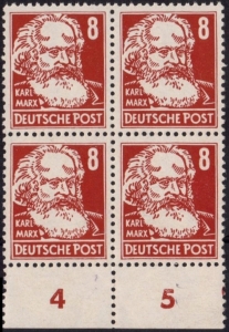 DDR: MiNr. 329 v a X II, 00.00.1953, "Persönlichkeiten aus Politik, Kunst und Wissenschaft: Karl Marx", Viererblock UR, geprüft, postfrisch