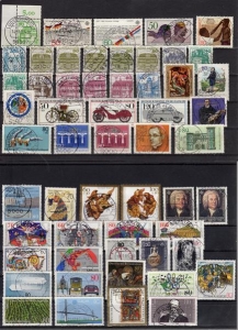 BRD: LOT mit ca. 100 Briefmarken auf 4 Steckkarten (1), sauber gestempelt